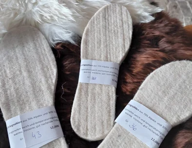 Schuheinlagen mit Alpakawolle garantieren immer warme Füße.